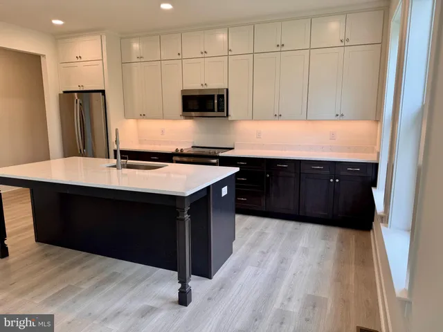 $649,900 | 20201 Sunflower Drive, Lincoln, DE 19960