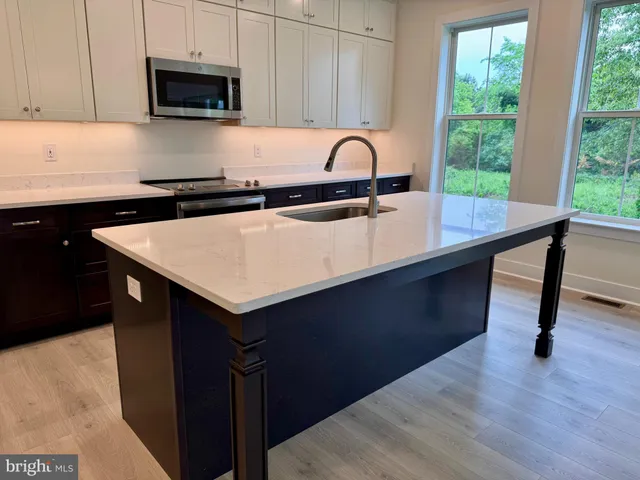 $649,900 | 20201 Sunflower Drive, Lincoln, DE 19960