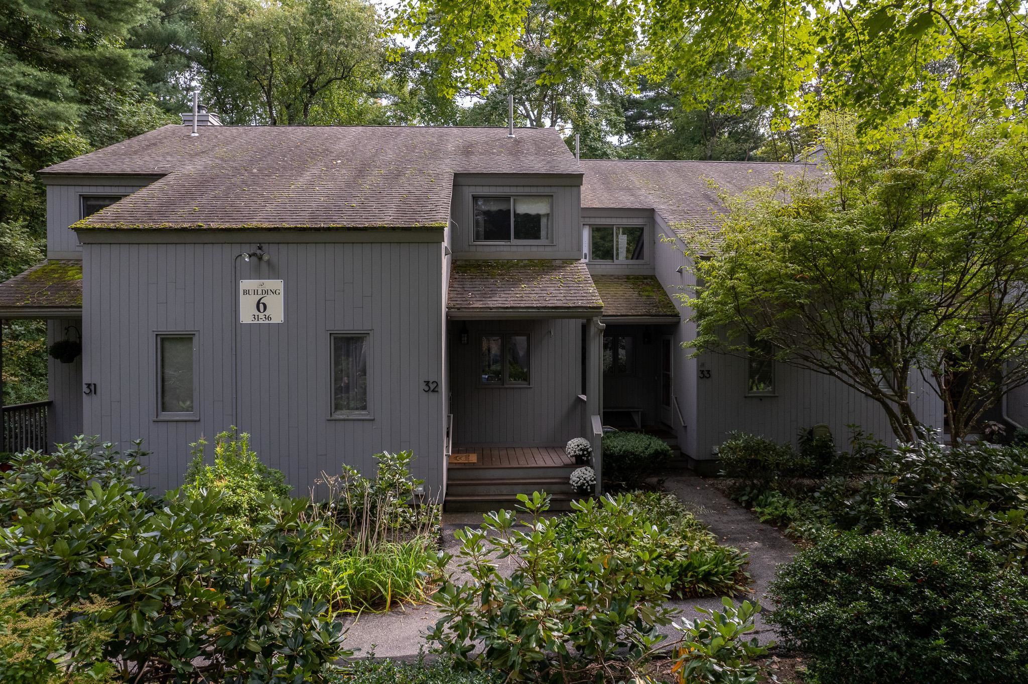 32 Brookside Drive Stratham, NH 03885 - Photo 2 of 28