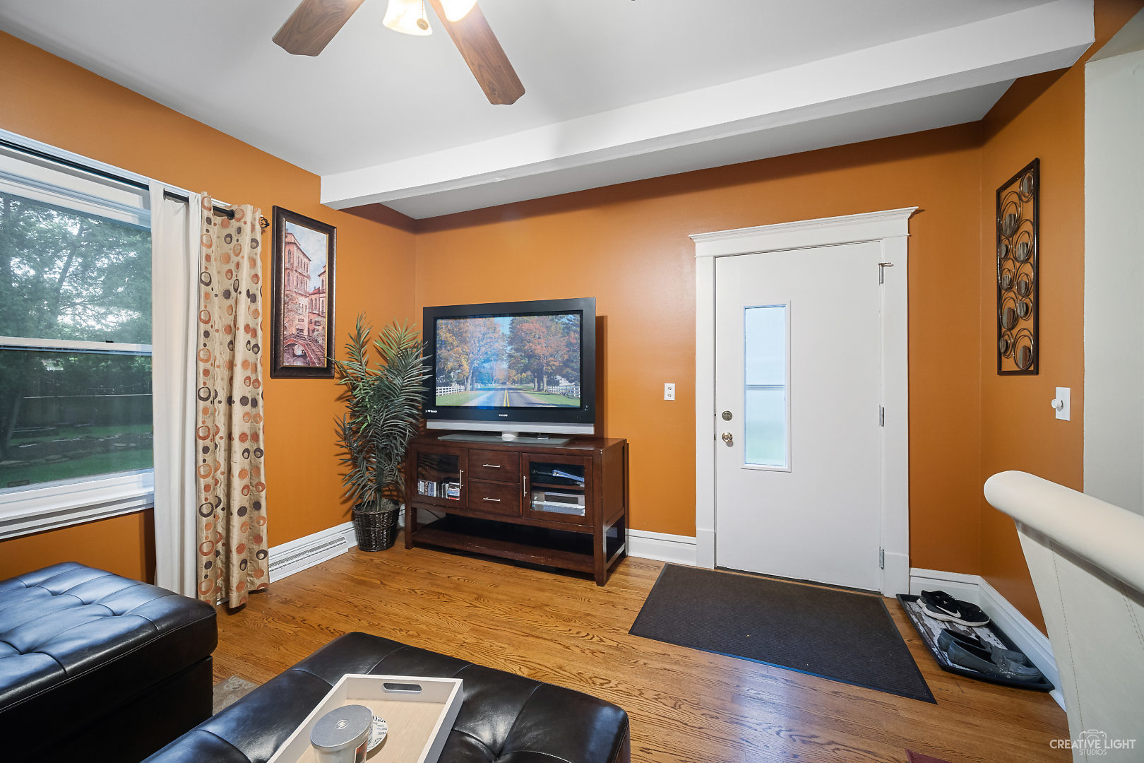 833 North Spring Street Elgin, IL 60120 - Photo 15 of 27