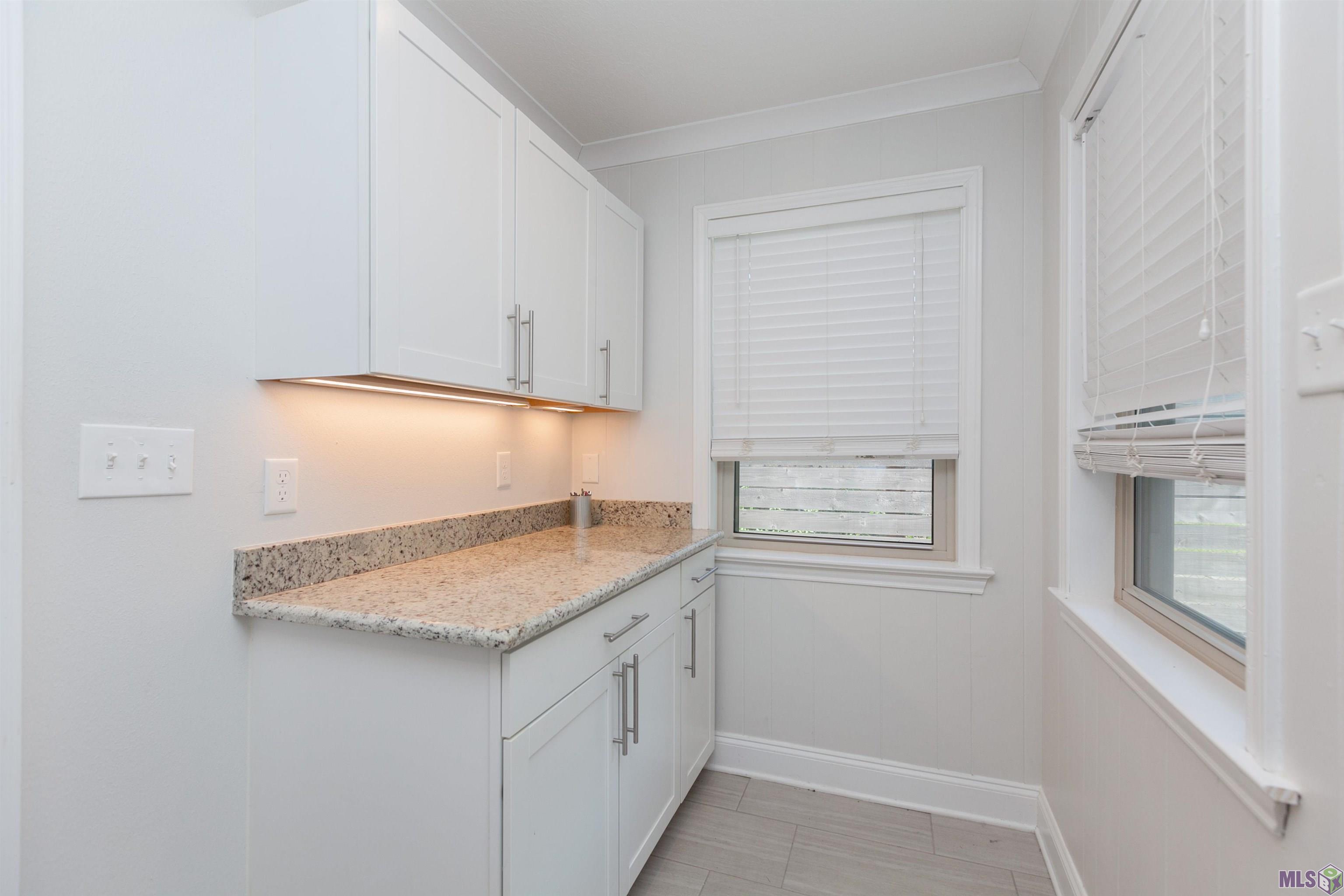 1144 Rue Crozat Baton Rouge, LA 70810 - Photo 26 of 39 Laundry Room