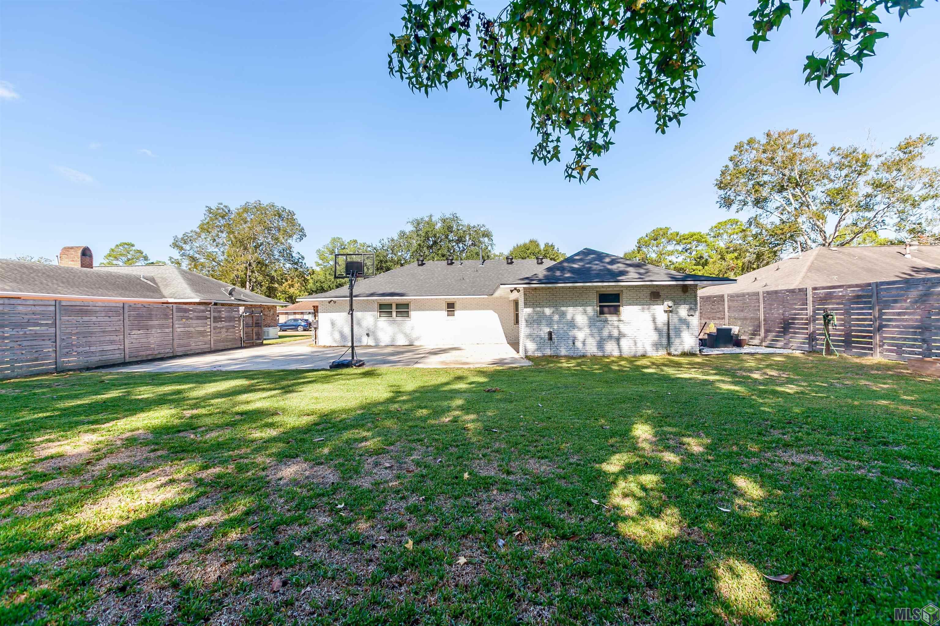 1144 Rue Crozat Baton Rouge, LA 70810 - Photo 32 of 39