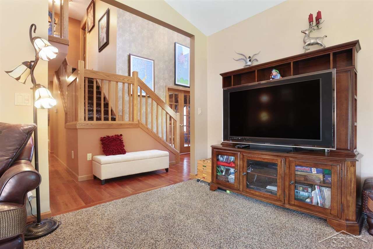 7425 State Road Saginaw, MI 48609 - Photo 14 of 76 50058465-13.JPG