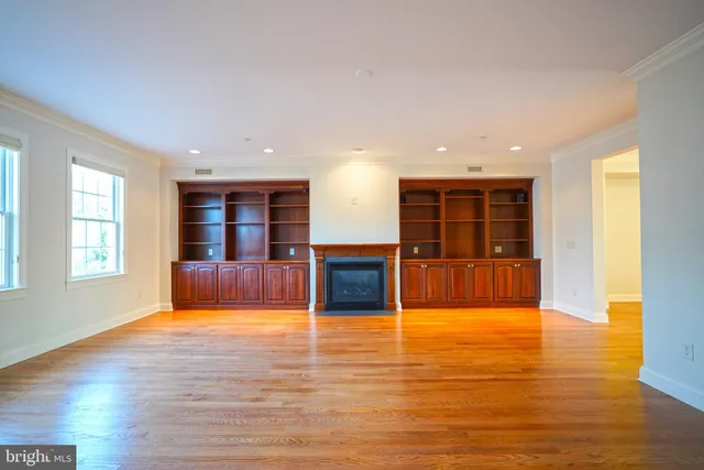 $1,100,000 | 117 Savannah Road, Unit B, Lewes, DE 19958