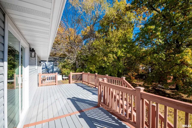 $229,000 | 4502 Northwest Scenic Drive, Peoria, IL 61615