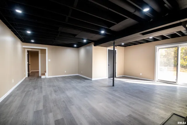 $229,000 | 4502 Northwest Scenic Drive, Peoria, IL 61615