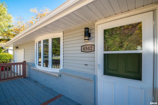 $229,000 | 4502 Northwest Scenic Drive, Peoria, IL 61615
