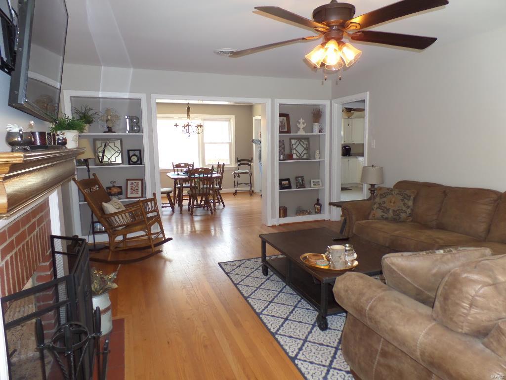 1183 North Berry Road Glendale, MO 63122 - Photo 11 of 37 Gallery Image 11