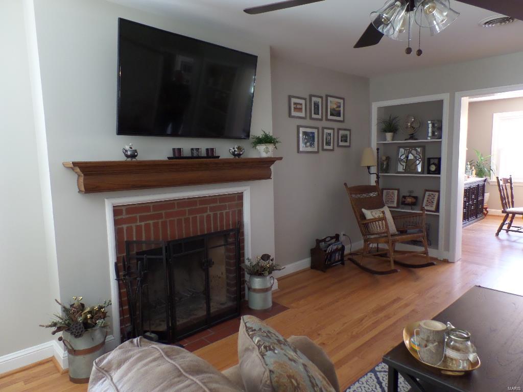1183 North Berry Road Glendale, MO 63122 - Photo 13 of 37 Gallery Image 13