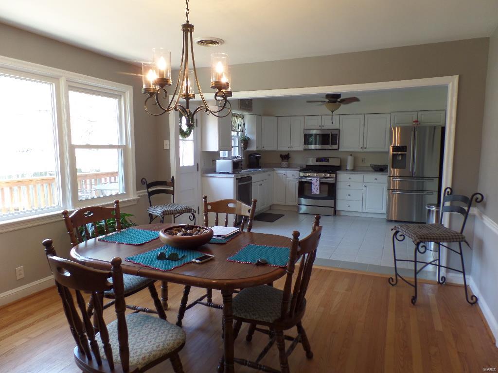 1183 North Berry Road Glendale, MO 63122 - Photo 17 of 37 Gallery Image 17