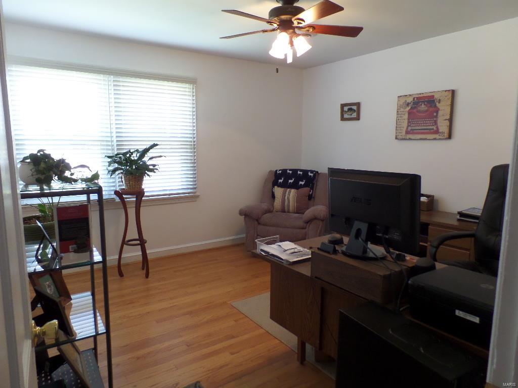 1183 North Berry Road Glendale, MO 63122 - Photo 30 of 37 Gallery Image 30