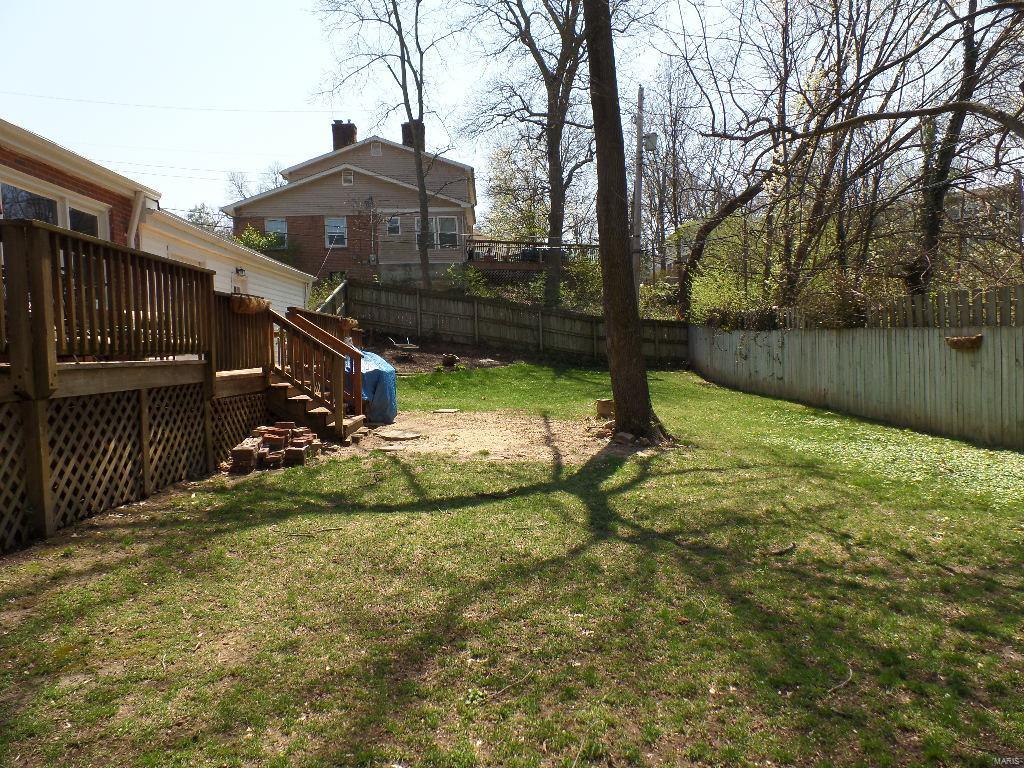 1183 North Berry Road Glendale, MO 63122 - Photo 36 of 37 Gallery Image 36