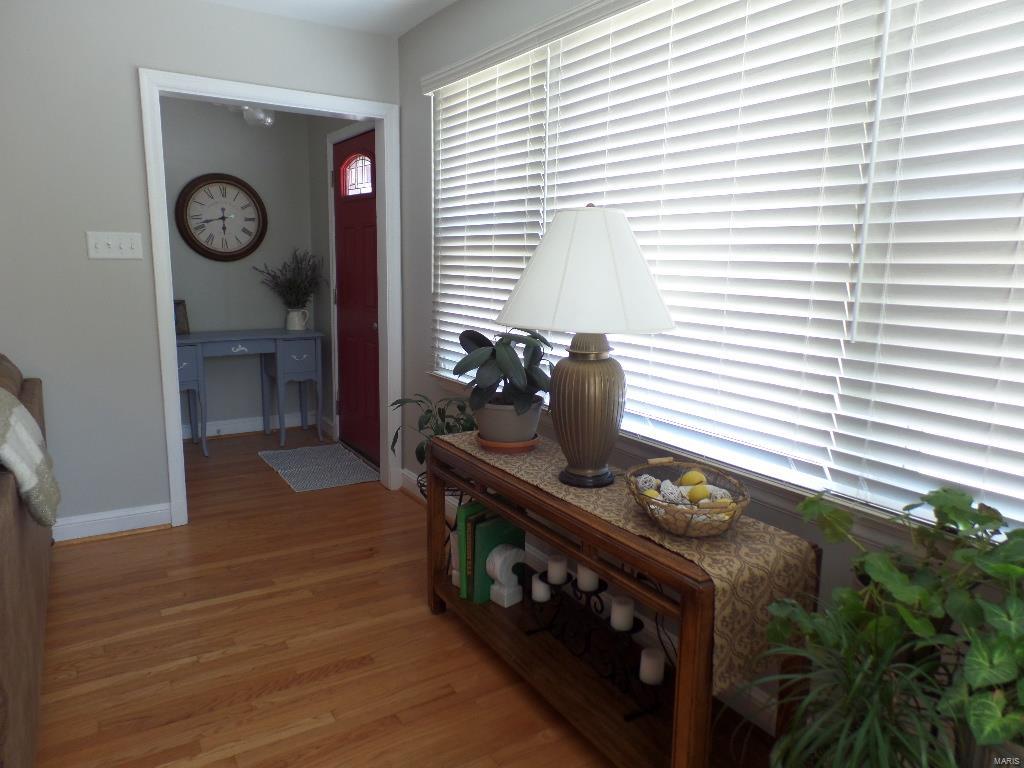 1183 North Berry Road Glendale, MO 63122 - Photo 10 of 37 Gallery Image 10