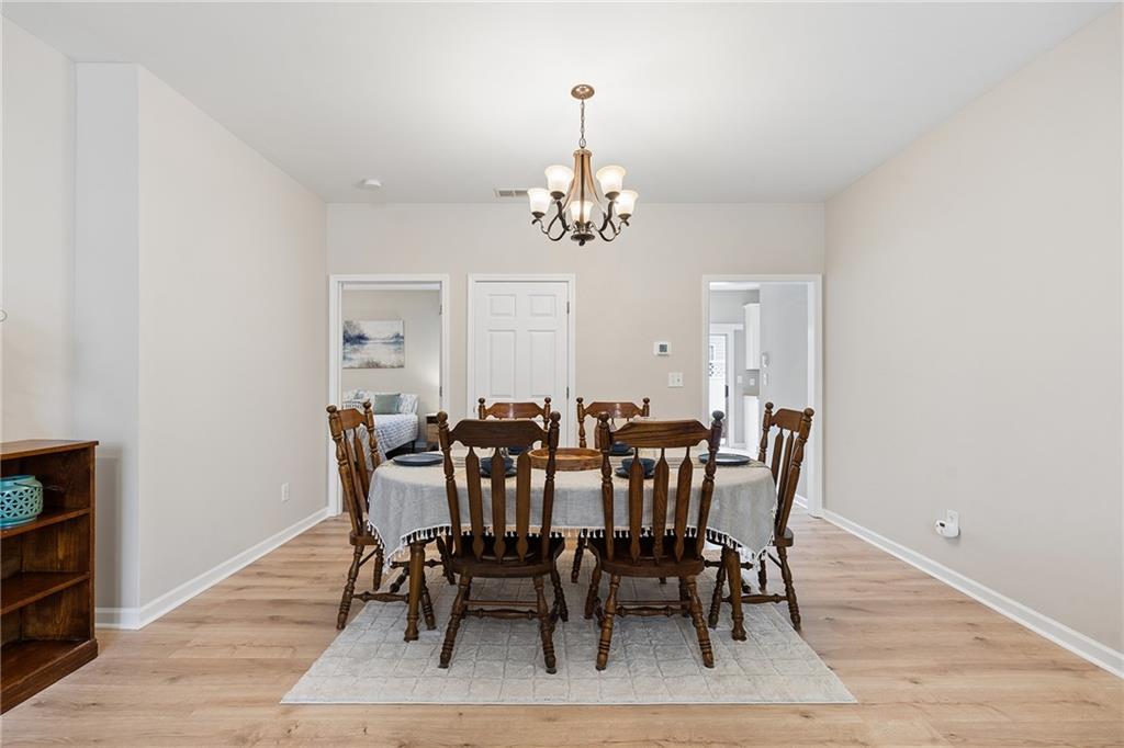 3392 Raes Creek Road Marietta, GA 30008 - Photo 3 of 36 Gallery Image 3