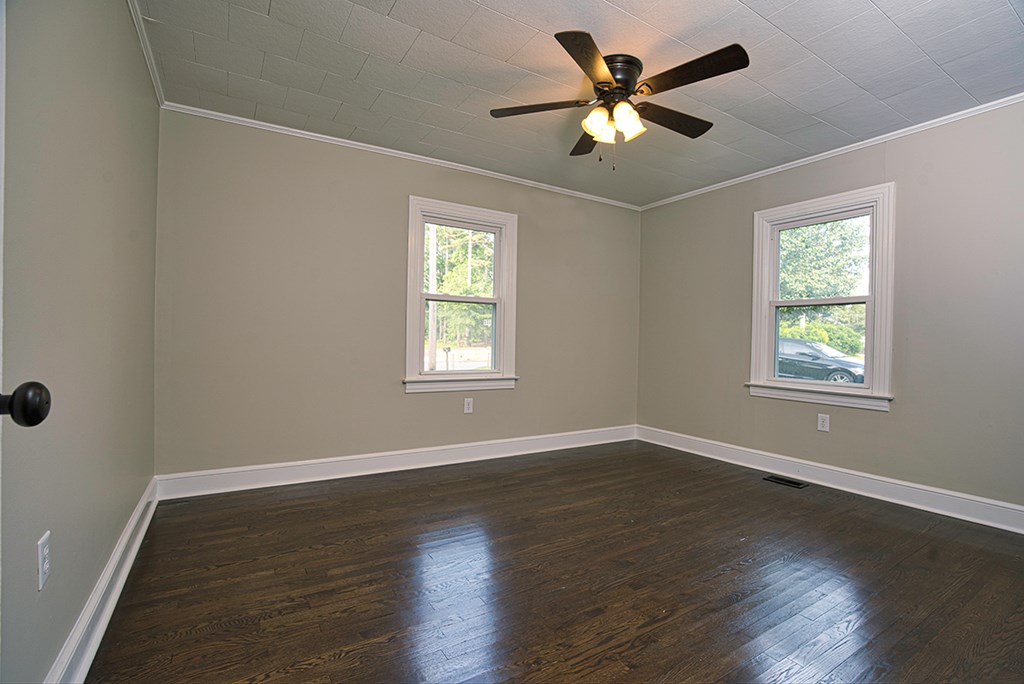 105 Sample Road Greenwood, SC 29649 - Photo 12 of 14 Gallery Image 12