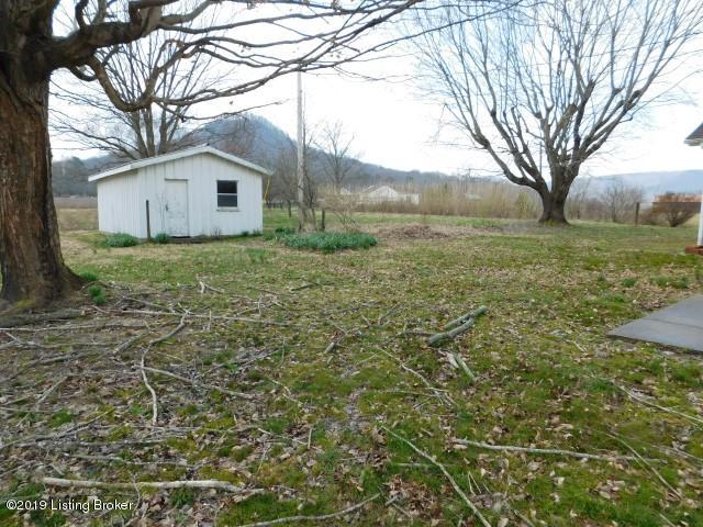 264 Red Lick Road Berea, KY 40403 - Photo 3 of 15 Back Yard