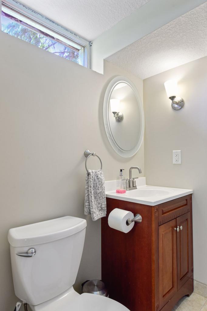 2240 Ford Road Minnetonka, MN 55305 - Photo 26 of 27 Gallery Image 26