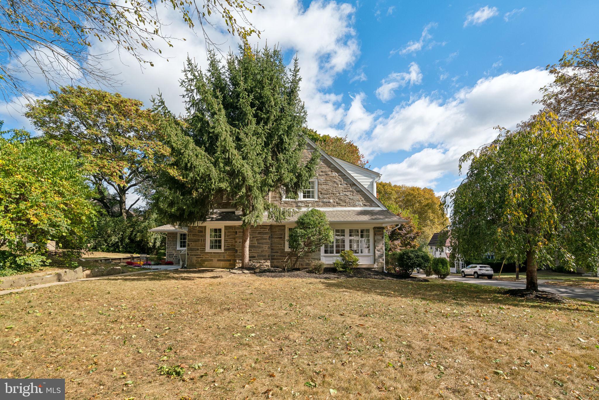 2711 Eldon Avenue Drexel Hill, PA 19026 - Photo 3 of 40