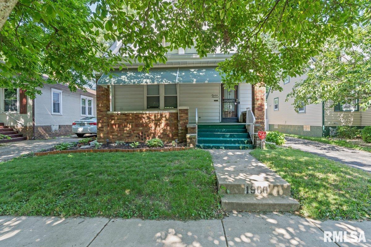 1900 South Pasfield Street Springfield, IL 62704 - Photo 3 of 36 Gallery Image 3
