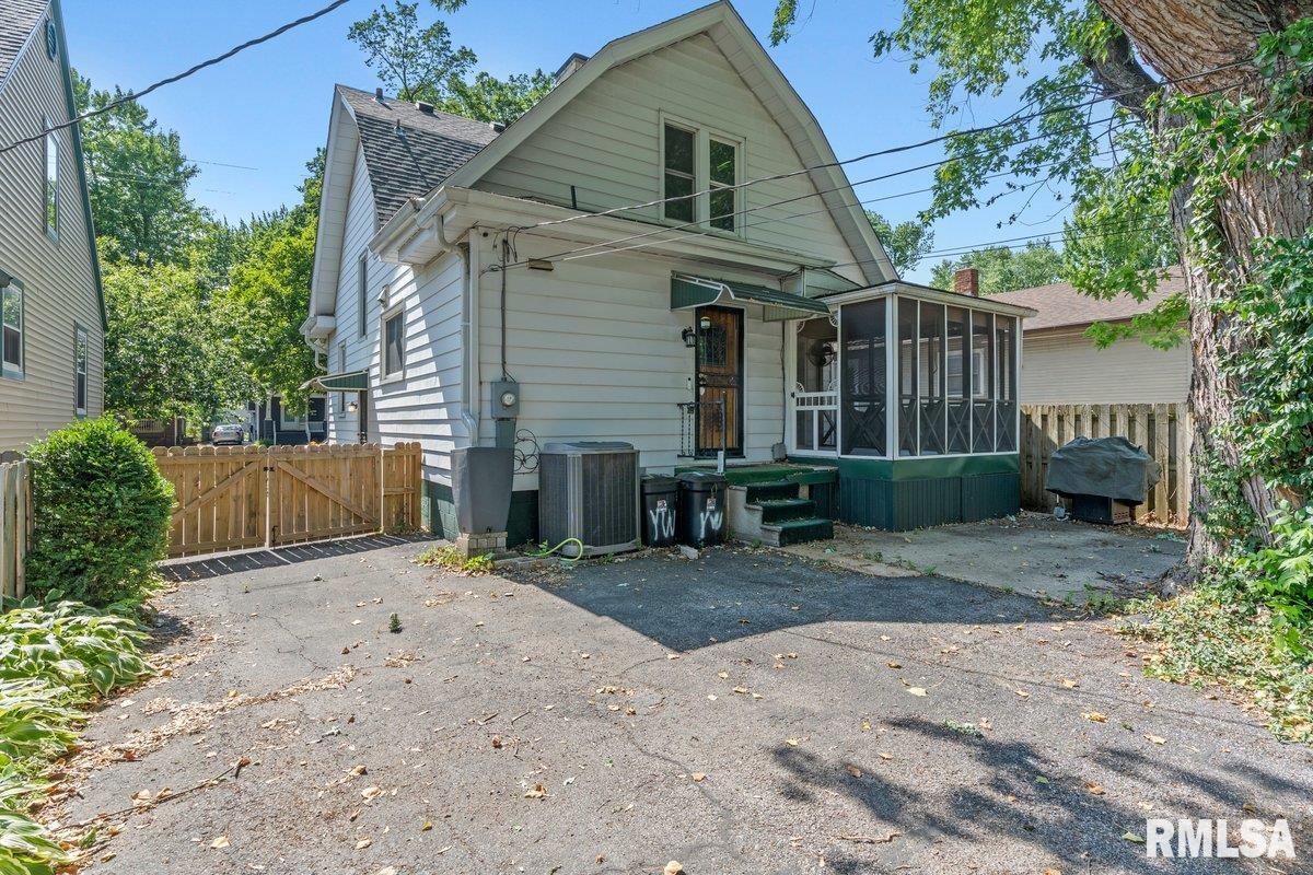 1900 South Pasfield Street Springfield, IL 62704 - Photo 33 of 36 Gallery Image 33