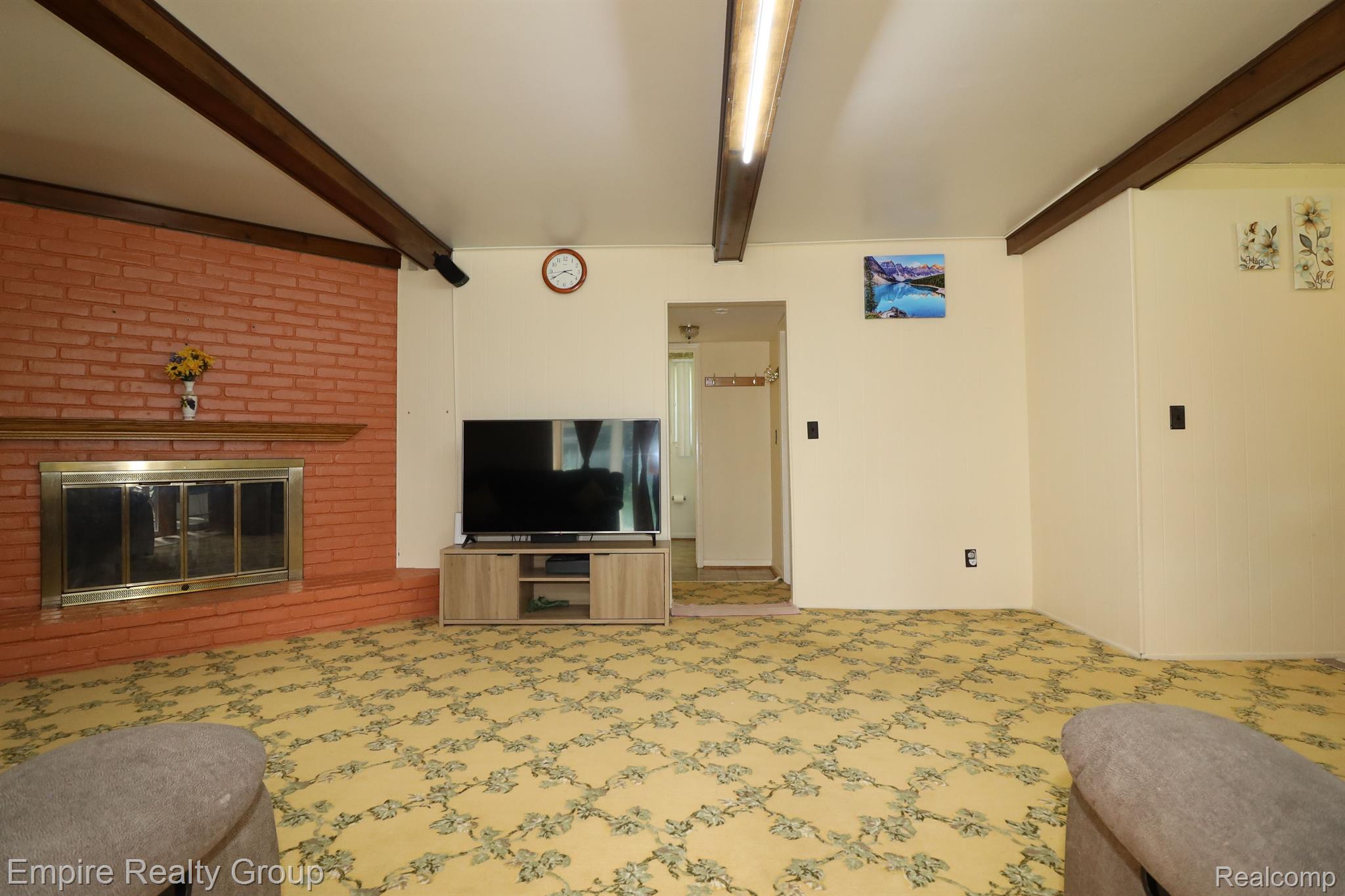 28871 Farmington Road Farmington, MI 48334 - Photo 16 of 43