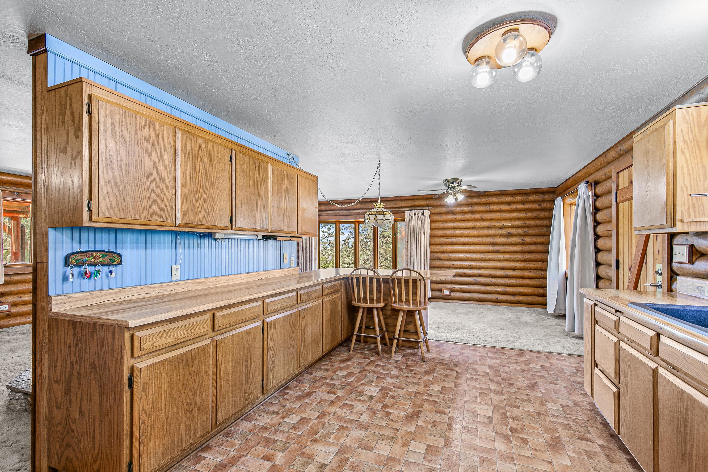 11597 Corp Ranch Road Ashland, OR 97520 - Photo 17 of 57 9R9A4437