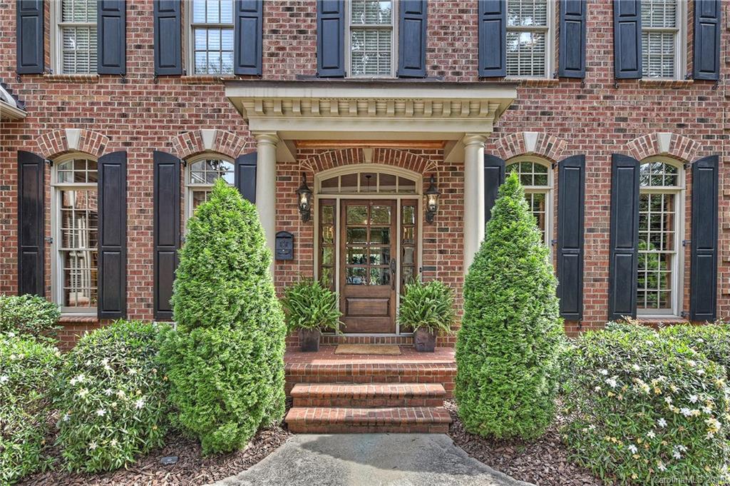 2021 Coniston Place Charlotte, NC 28207 - Photo 2 of 36