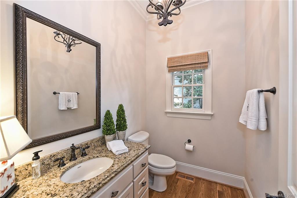 2021 Coniston Place Charlotte, NC 28207 - Photo 15 of 36