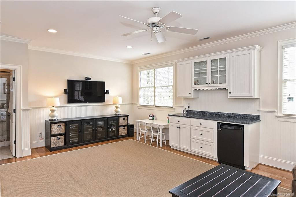 2021 Coniston Place Charlotte, NC 28207 - Photo 28 of 36