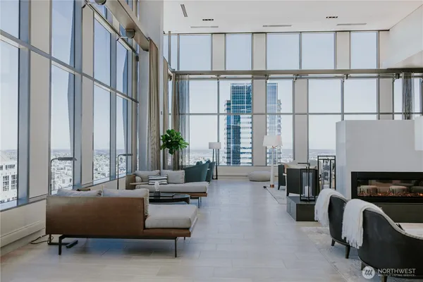 $23,900 | 1340 4th Avenue, Unit 5804, Seattle, WA 98101