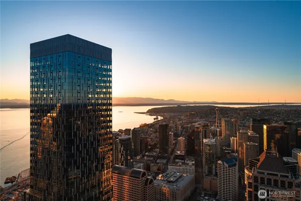 $23,900 | 1340 4th Avenue, Unit 5804, Seattle, WA 98101