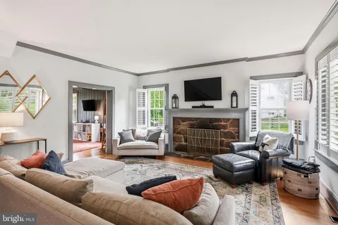 $700,000 | 1200 Westtown Thornton Road, West Chester, PA 19382