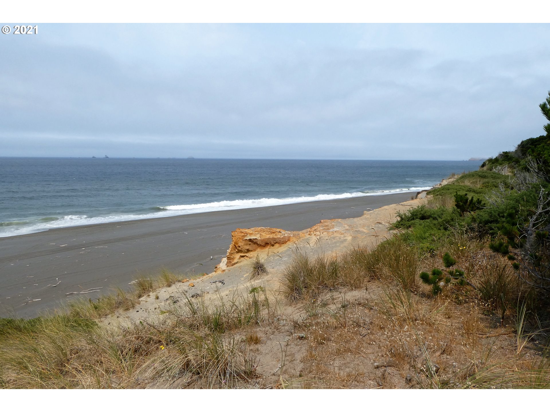 42524 Gull Road Port Orford, OR 97465 - Photo 4 of 32