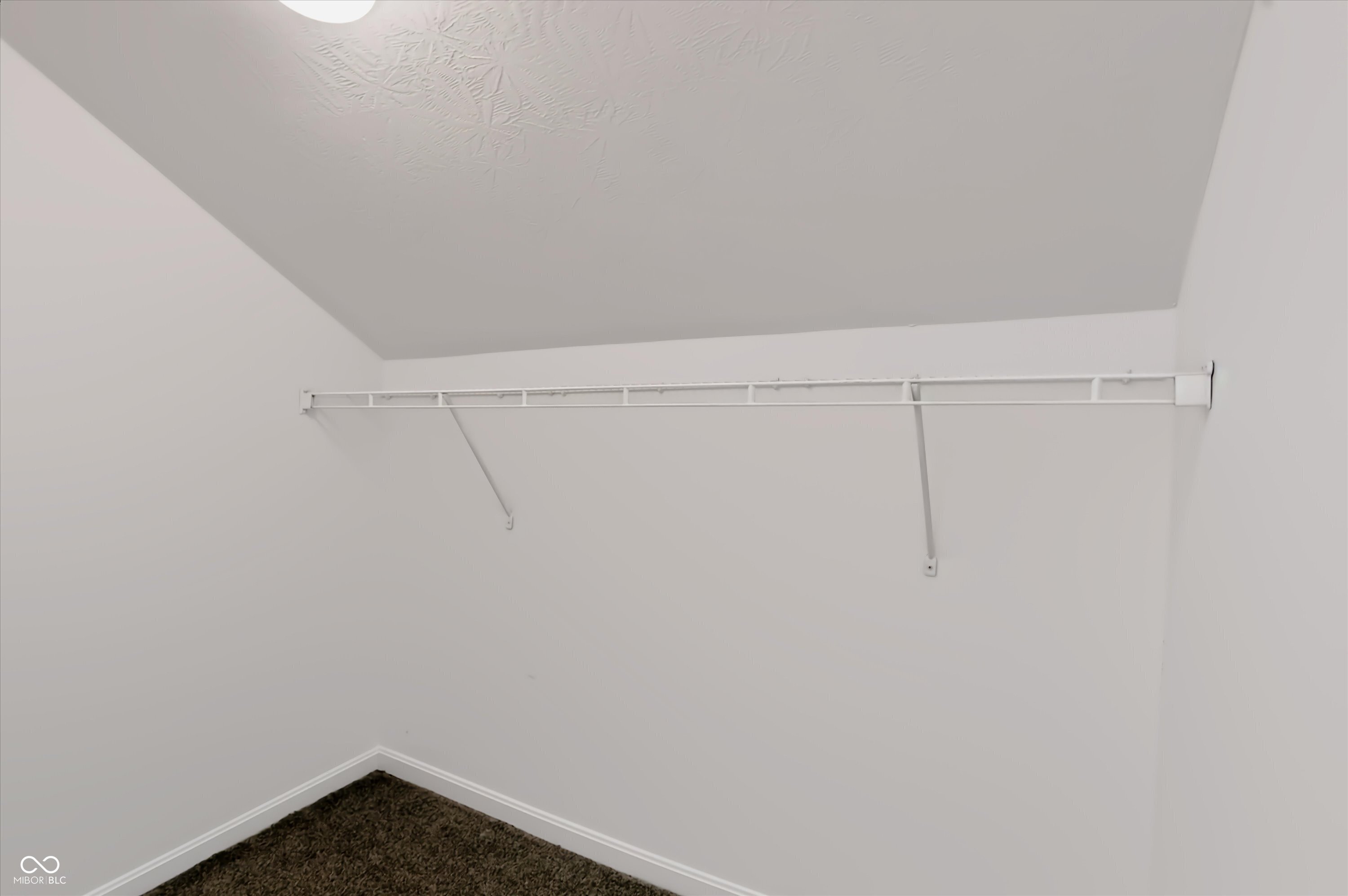 2536 Autumn Road Indianapolis, IN 46229 - Photo 28 of 43 Gallery Image 28