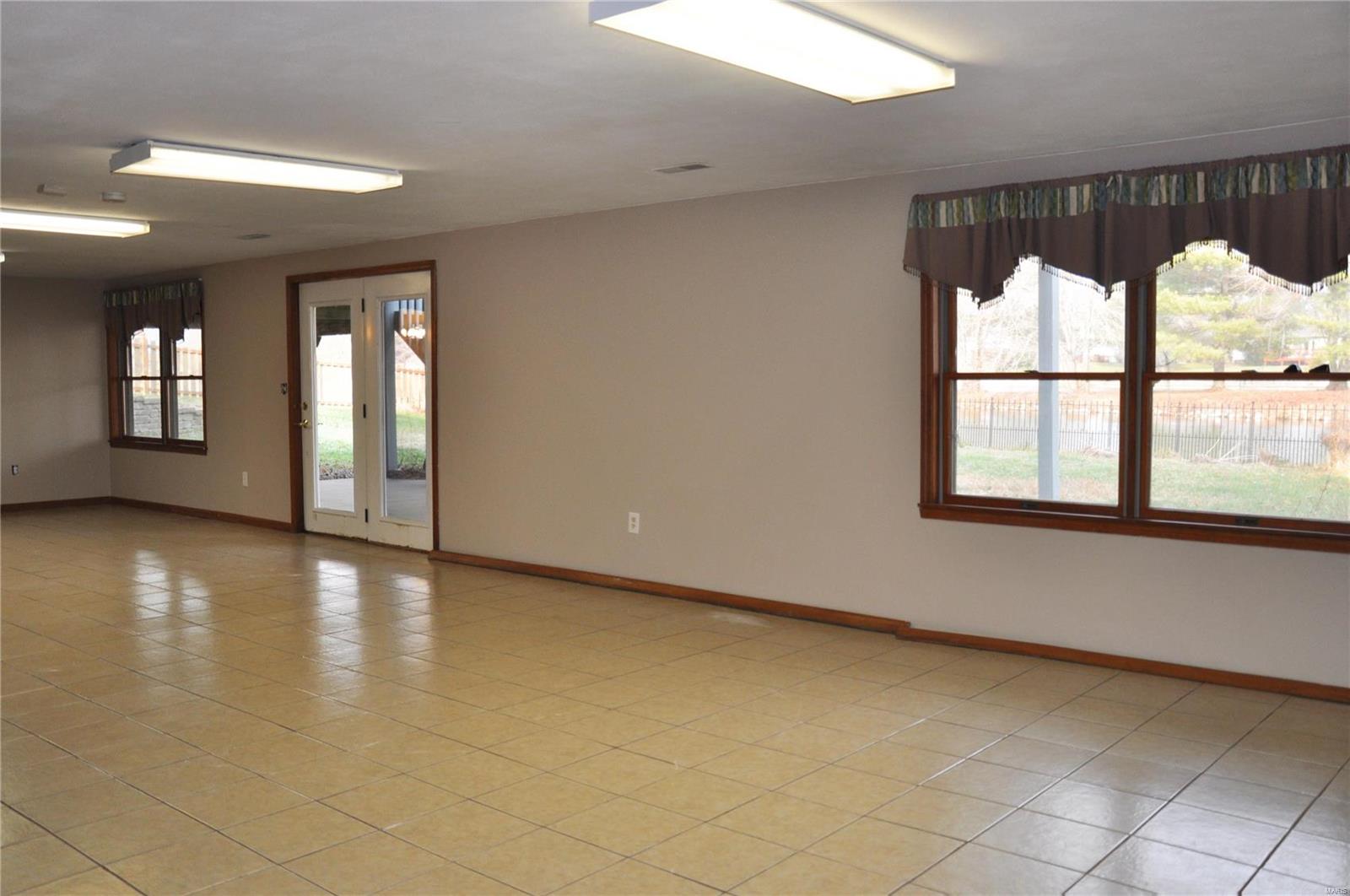 3729 Rhetts Landing Shiloh, IL 62221 - Photo 16 of 30 Gallery Image 16
