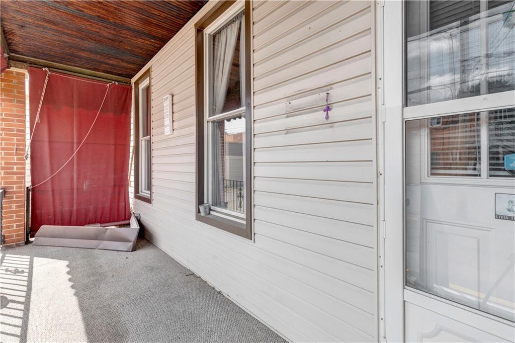 335 Wayne Street Beaver, PA 15009 - Photo 4 of 16 Gallery Image 4