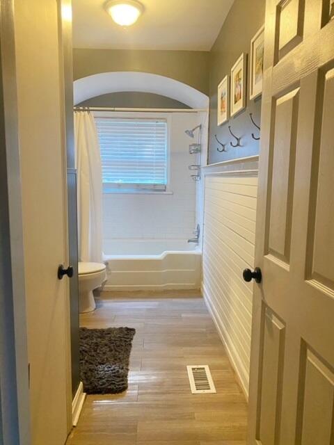 9801 East Emory Road Corryton, TN 37721 - Photo 25 of 39 BATHROOM 2