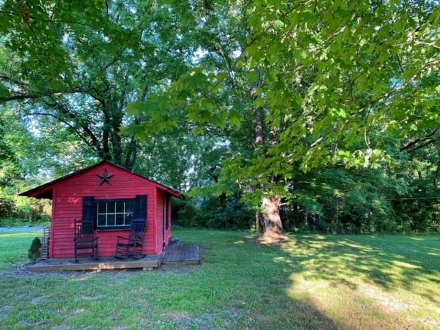 9801 East Emory Road Corryton, TN 37721 - Photo 38 of 39 STORAGE SHED
