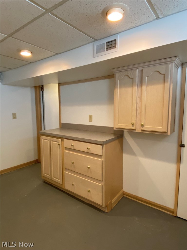 4173 Wilmington Road Cleveland, OH 44121 - Photo 25 of 34