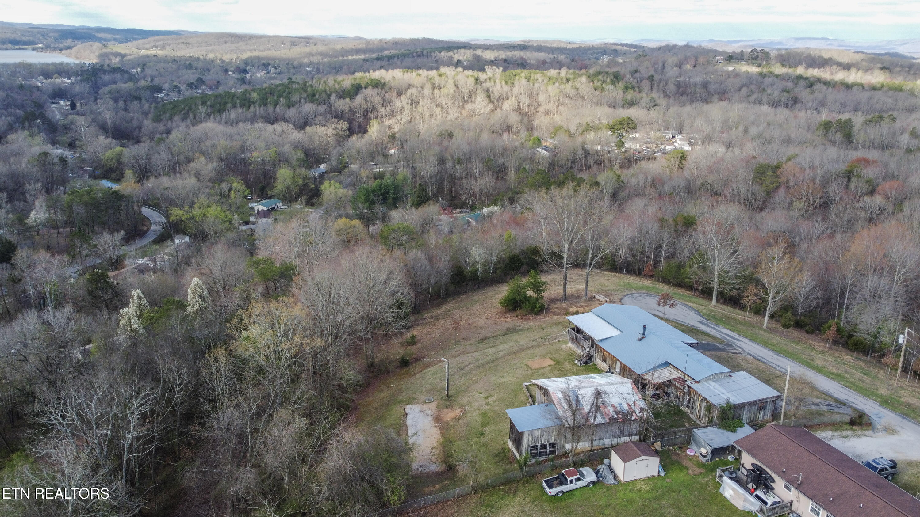 235 Roberts Road Kingston, TN 37763 - Photo 5 of 15 drone 1