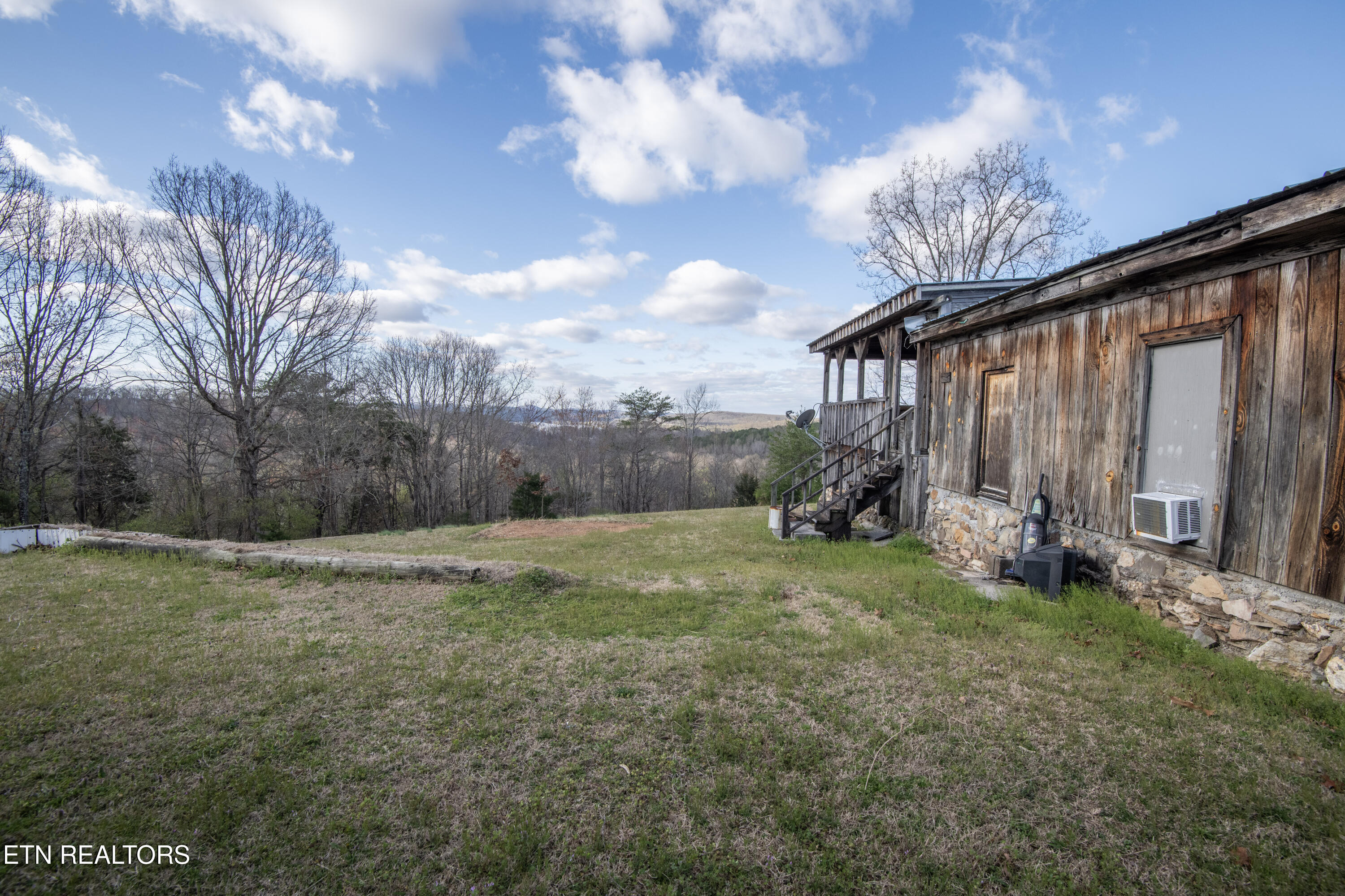 235 Roberts Road Kingston, TN 37763 - Photo 7 of 15 ard 5