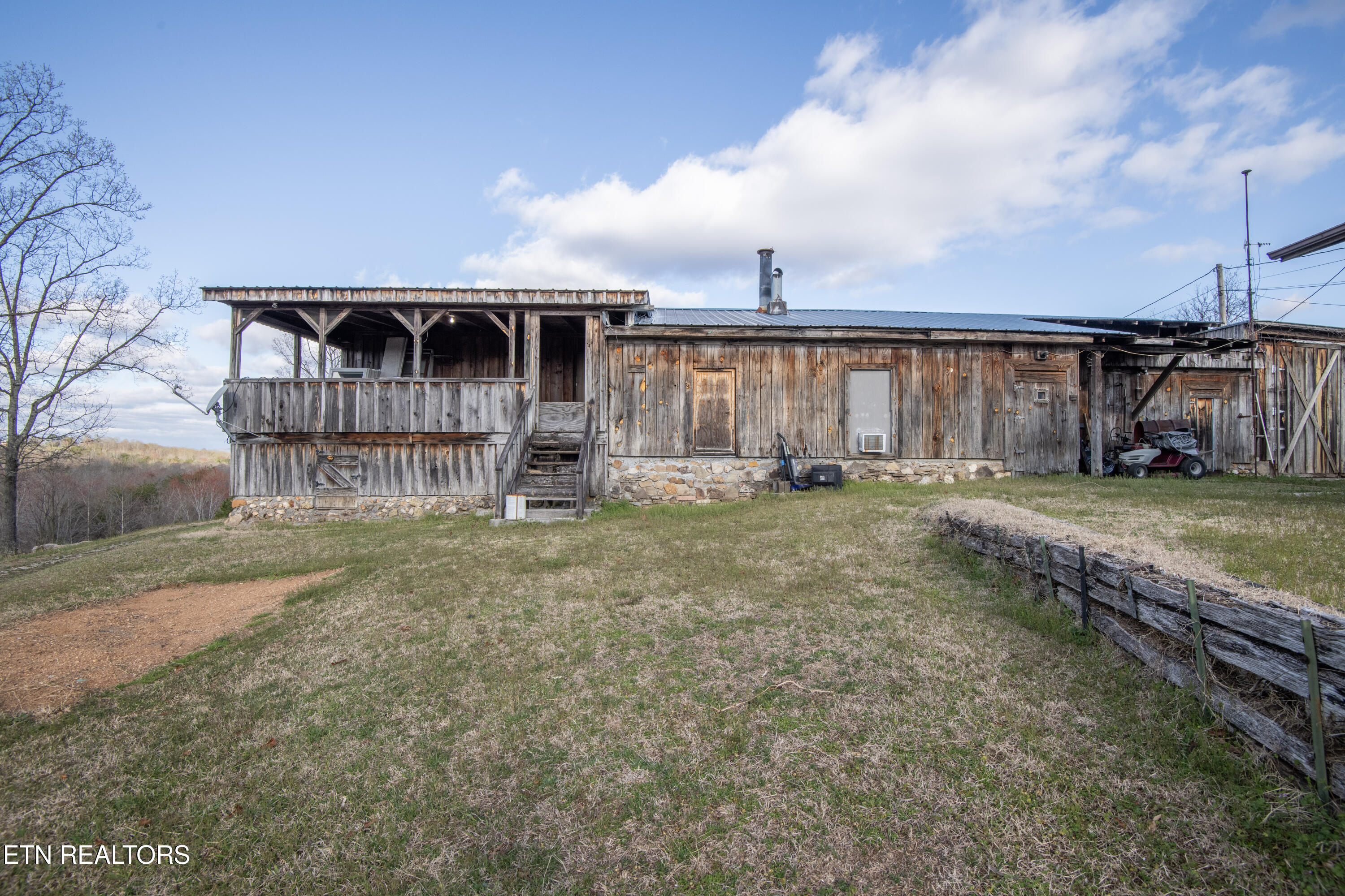235 Roberts Road Kingston, TN 37763 - Photo 10 of 15 yard 3
