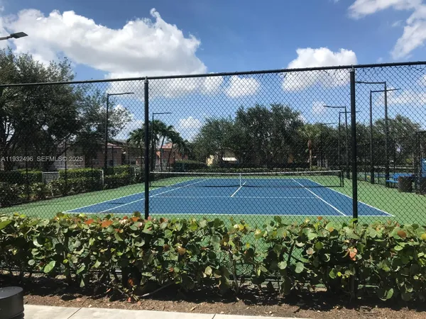 a view of a tennis court