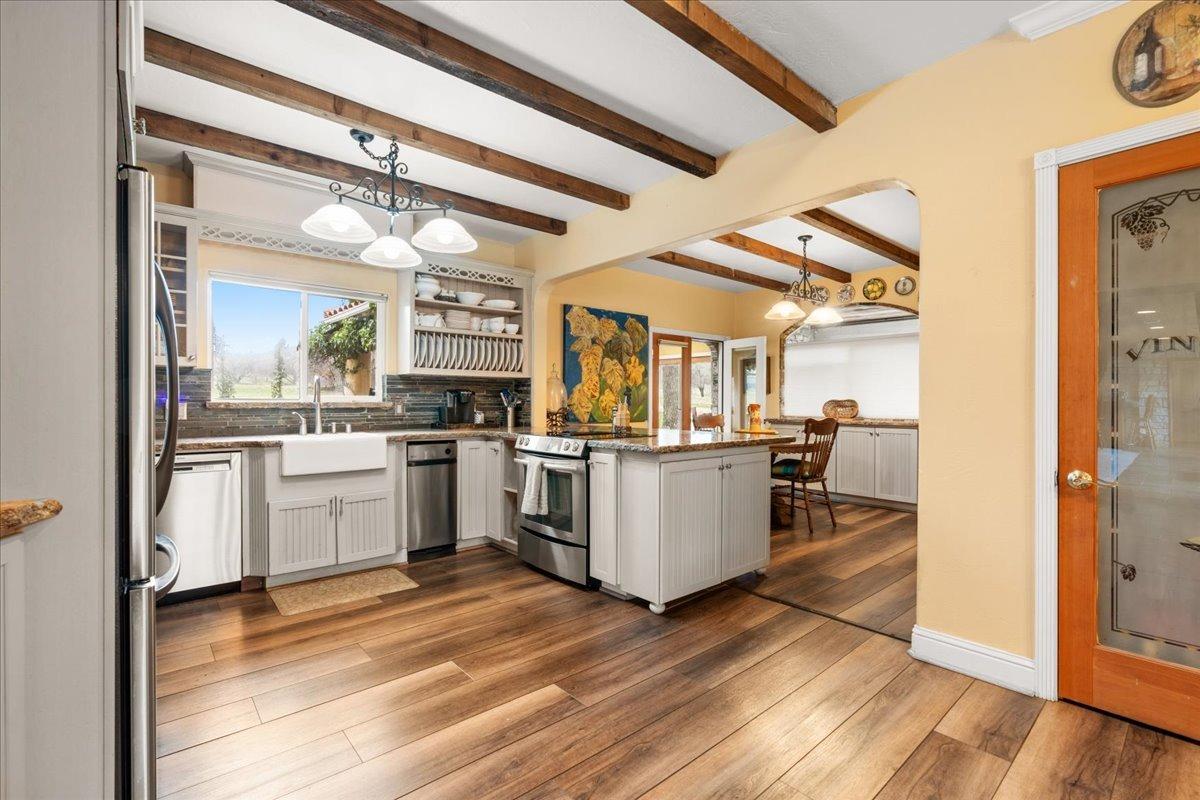 6525 Curtola Ranch Road Auburn, CA 95602 - Photo 14 of 49