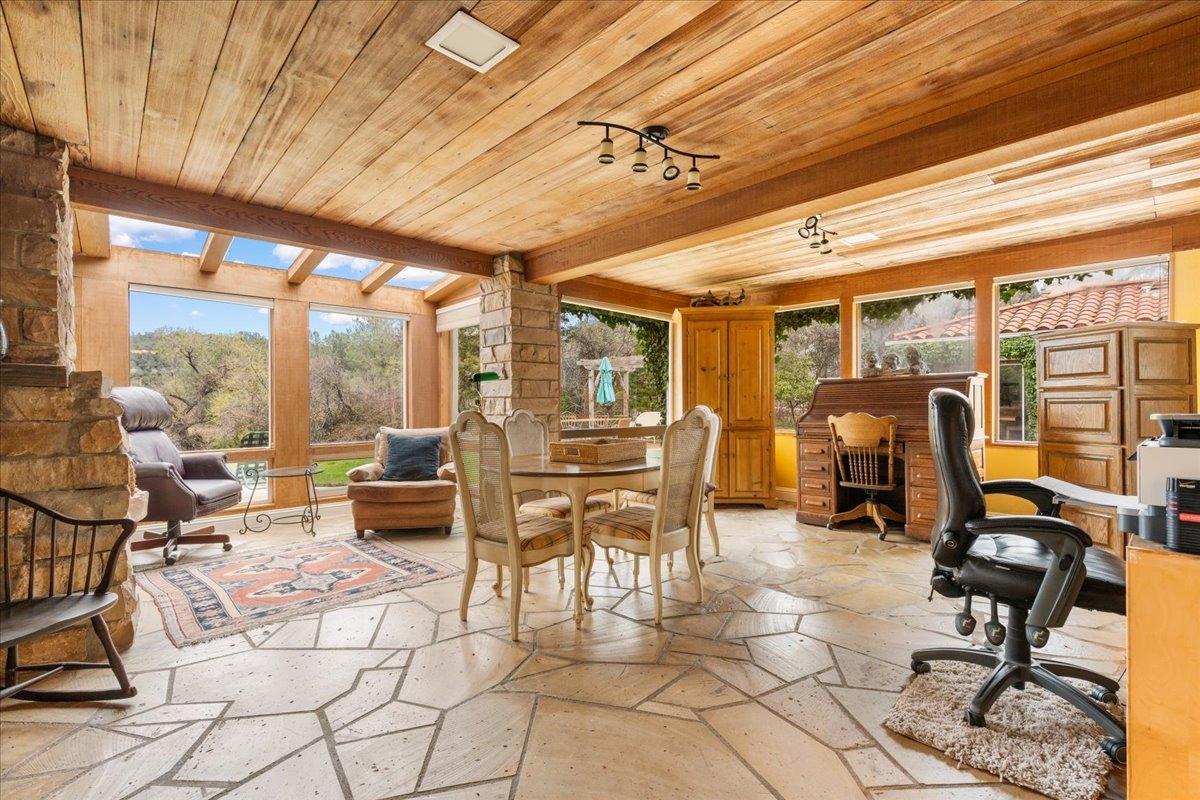 6525 Curtola Ranch Road Auburn, CA 95602 - Photo 22 of 49