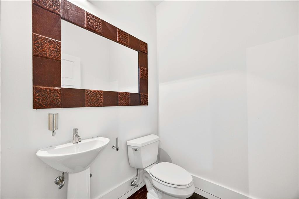 845 Spring Street Northwest, Unit PH5 Atlanta, GA 30308 - Photo 34 of 67 Gallery Image 34