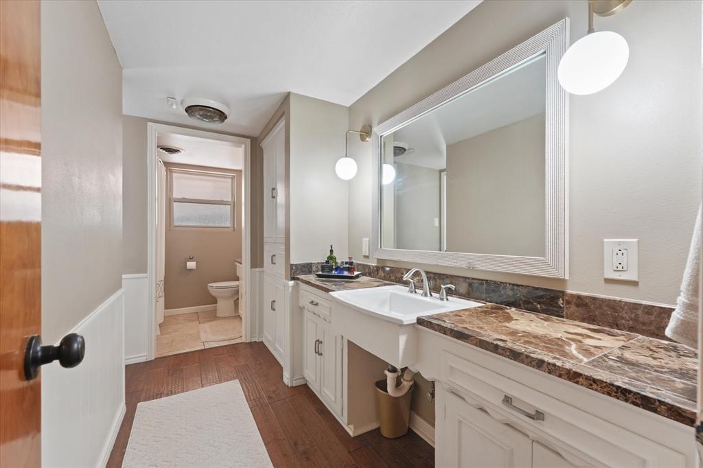 6138 North Jim Miller Road Dallas, TX 75228 - Photo 13 of 25 Gallery Image 13