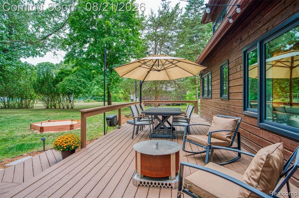 8845 River Valley Road Brighton, MI 48116 - Photo 9 of 49 Gallery Image 9