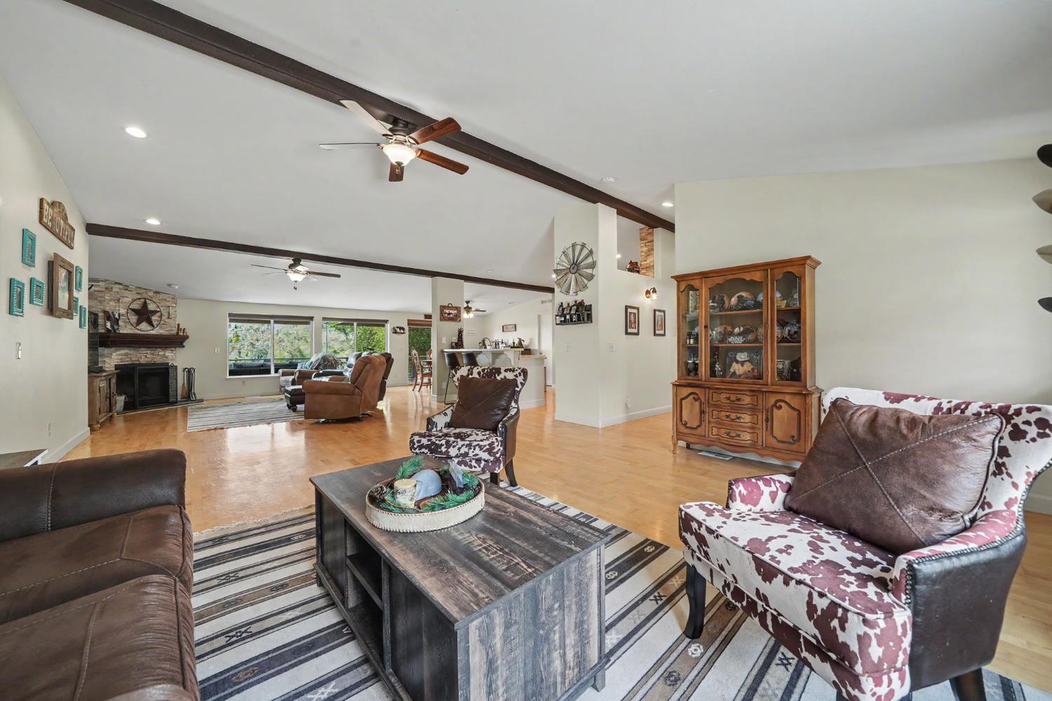 989 Carbondale Road Ione, CA 95640 - Photo 8 of 63