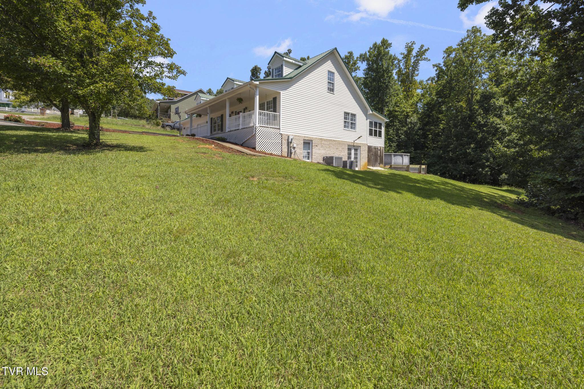 809 Stuffle Street Kingsport, TN 37660 - Photo 47 of 60 IMG_9516